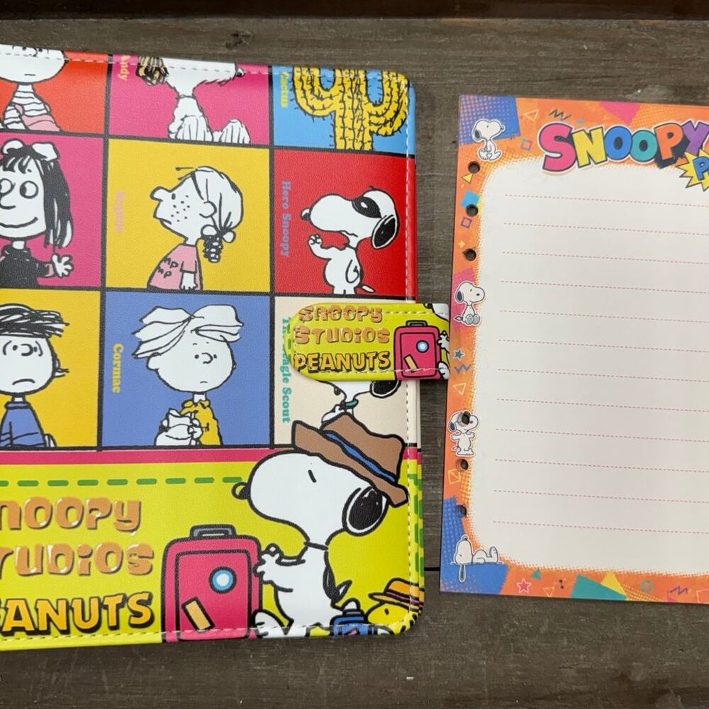 Peanuts Snoopy Charlie Brown A5 Binder w/ matching paper